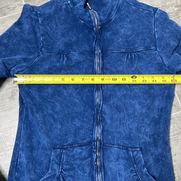 AVANI Womens Distressed Blue Front Zippered Sweat Jacket - Picture 6 of 8